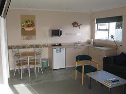 Cook's Lookout Motel