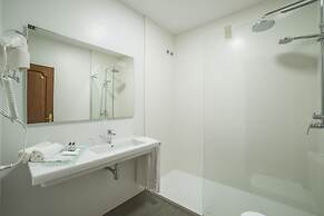 Hotel O Val Do Naseiro