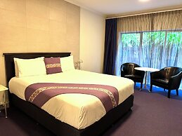 Amethyst Court Motorlodge