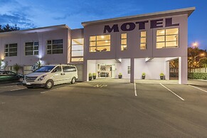 Amethyst Court Motorlodge