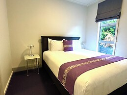 Amethyst Court Motorlodge