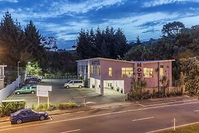 Amethyst Court Motorlodge