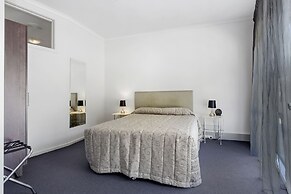 Amethyst Court Motorlodge