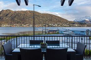 Marina Apartments Element Escapes