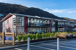 Marina Apartments Element Escapes