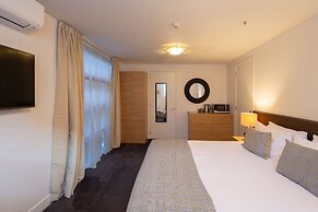 Marina Apartments Element Escapes
