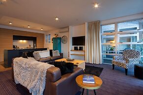 Marina Apartments Element Escapes