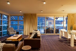 Marina Apartments Element Escapes