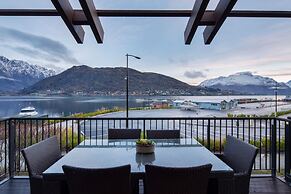 Marina Apartments Element Escapes