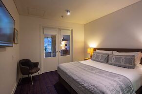 Marina Apartments Element Escapes