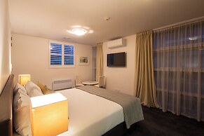 Marina Apartments Element Escapes