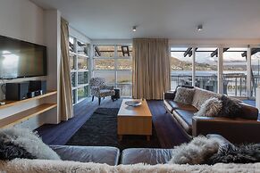 Marina Apartments Element Escapes