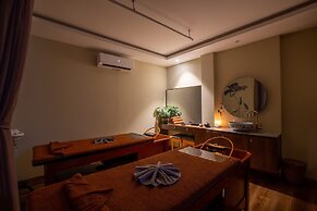 Alagon City Hotel & Spa