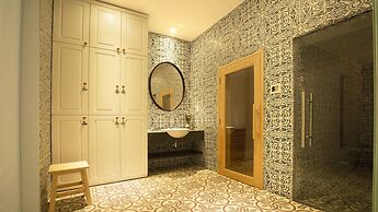 Alagon City Hotel & Spa