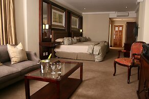 Apollo Hotel