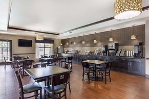 Best Western Plus Classic Inn & Suites