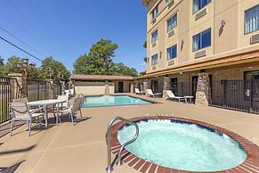 Best Western Plus Classic Inn & Suites