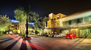 Flora Airport Hotel and Convention Centre Kochi