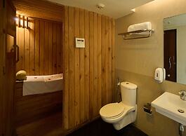 Flora Airport Hotel and Convention Centre Kochi