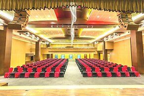 Flora Airport Hotel and Convention Centre Kochi