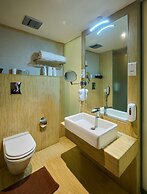 Flora Airport Hotel and Convention Centre Kochi