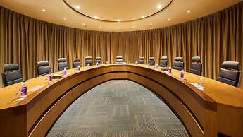 Flora Airport Hotel and Convention Centre Kochi