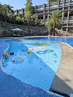 Ramada by Wyndham Udaipur Resort and Spa