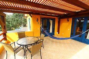 Mantaraya Lodge