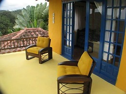 Mantaraya Lodge