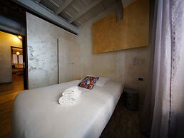 Nerva Accommodation