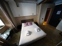 Nerva Accommodation