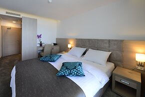 Grand Hotel Adriatic II