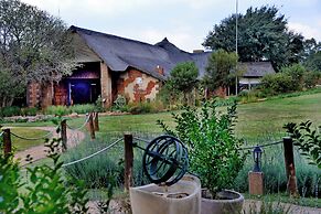 African Hills Safari Lodge & Spa