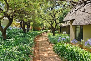 African Hills Safari Lodge & Spa