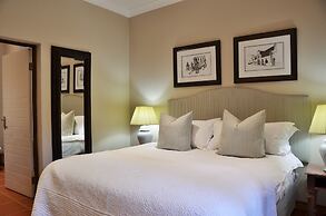 African Hills Safari Lodge & Spa