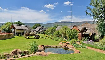 African Hills Safari Lodge & Spa