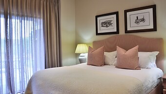 African Hills Safari Lodge & Spa