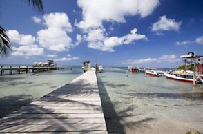 Splash Inn Dive Resort & Villas