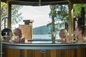 Tasman Holiday Parks - Te Anau