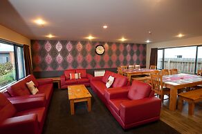 Tasman Holiday Parks - Te Anau