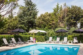 Hôtel Le Petit Manoir