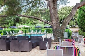 Hôtel Le Petit Manoir