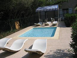 Hôtel Le Petit Manoir