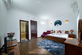 Phoenix Legend Hotel