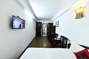 Phoenix Legend Hotel