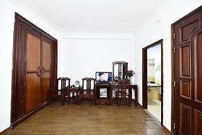 Phoenix Legend Hotel