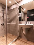 Fish Hotel Kaohsiung