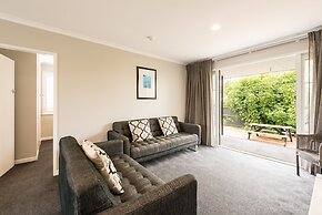 Suncourt Hotel & Conference Centre