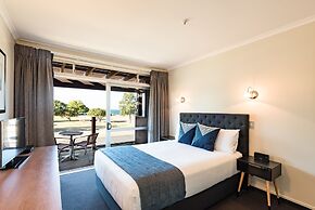 Suncourt Hotel & Conference Centre