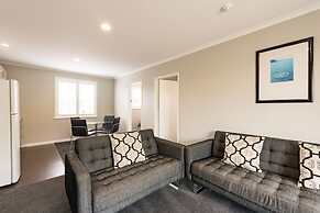 Suncourt Hotel & Conference Centre